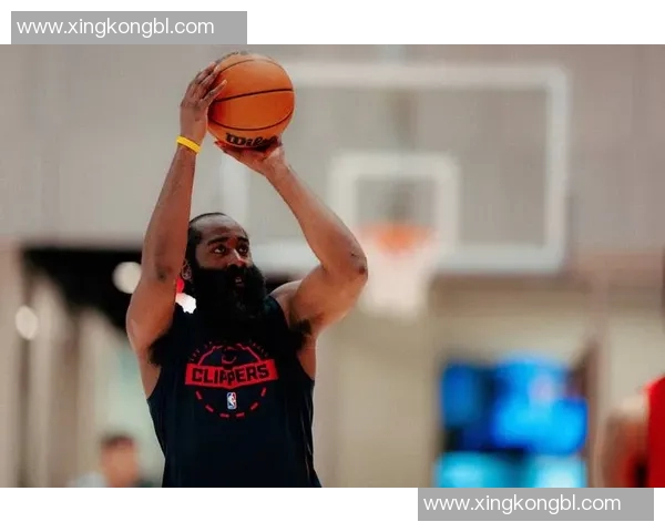 哈登：总冠军每年只有一队能拿 但你在任何地方都可以做一个好人